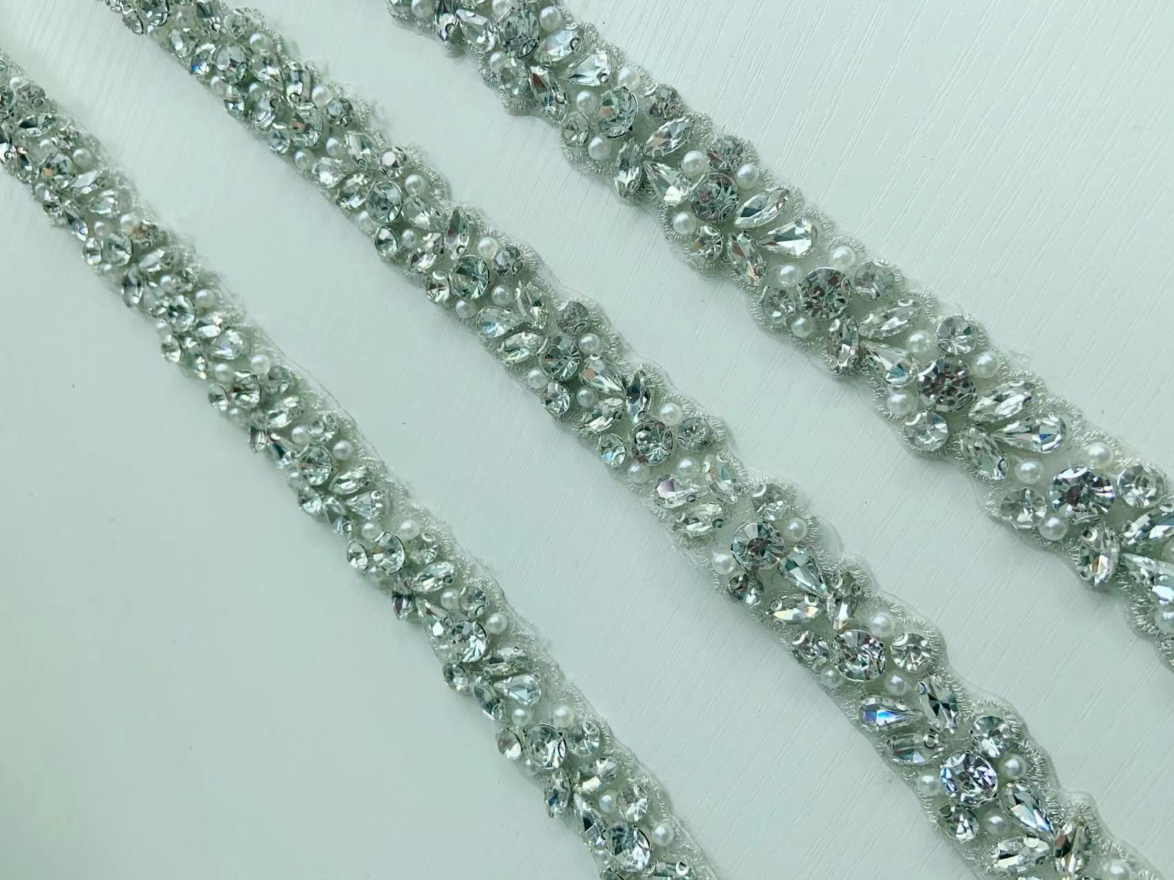 1 Jard/5 Jardów Srebrna Kryszt – Bridal Sash Ribbon recenzja i cena