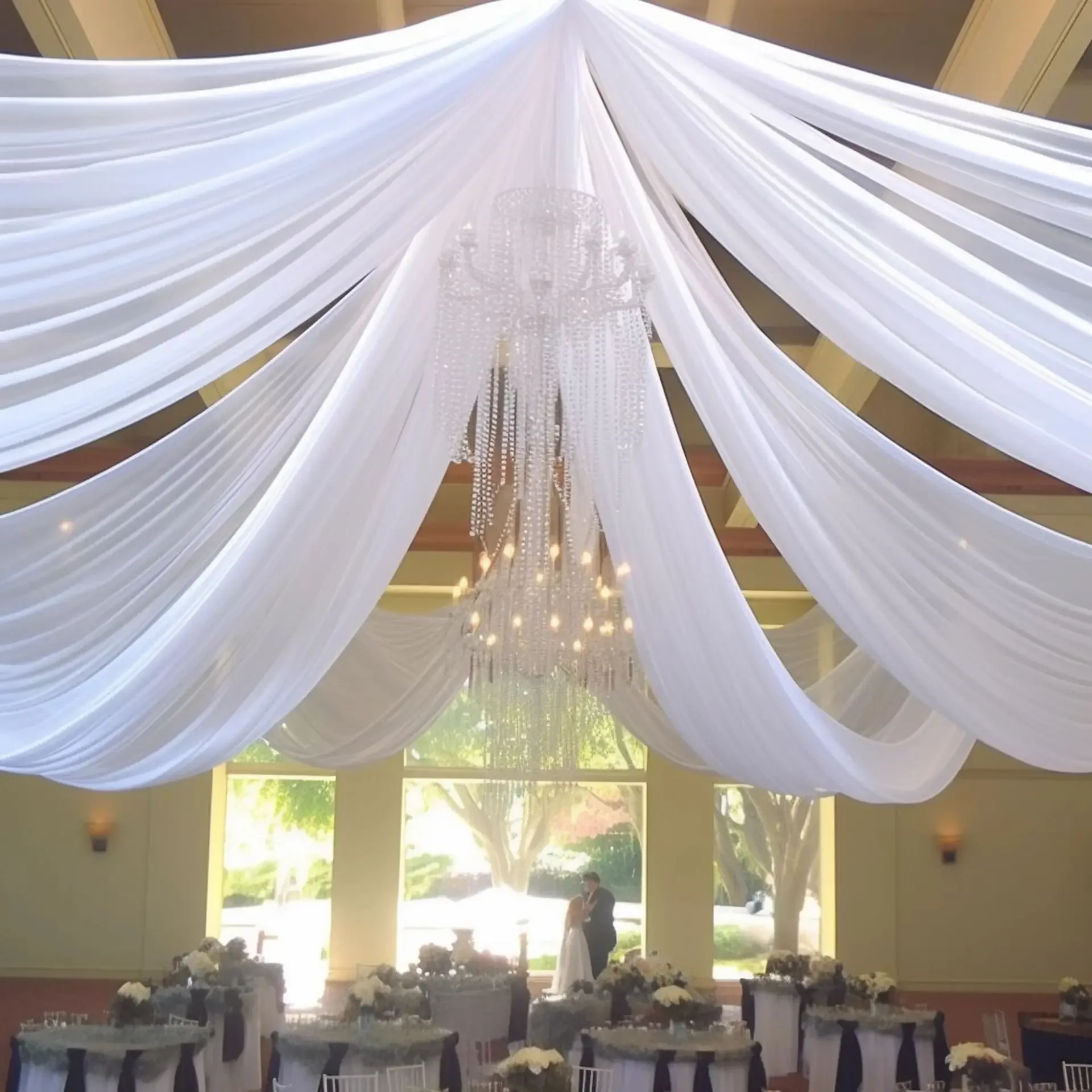 Biała suknia ślubna Zasłony su – Wedding Ceremony Supply recenzja i cena